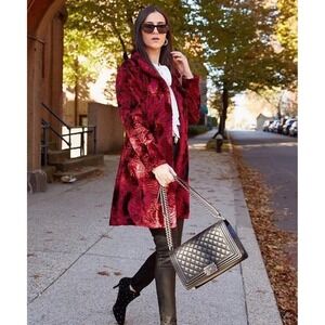 White House Black Market Burgundy Faux Fur Textured Swirl Coat Red Medium